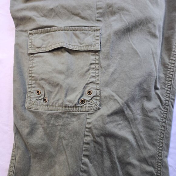 Liz & Me Womens 5X Olive Green Cargo Capri Pants Elastic Waistband Pockets - Picture 9 of 15